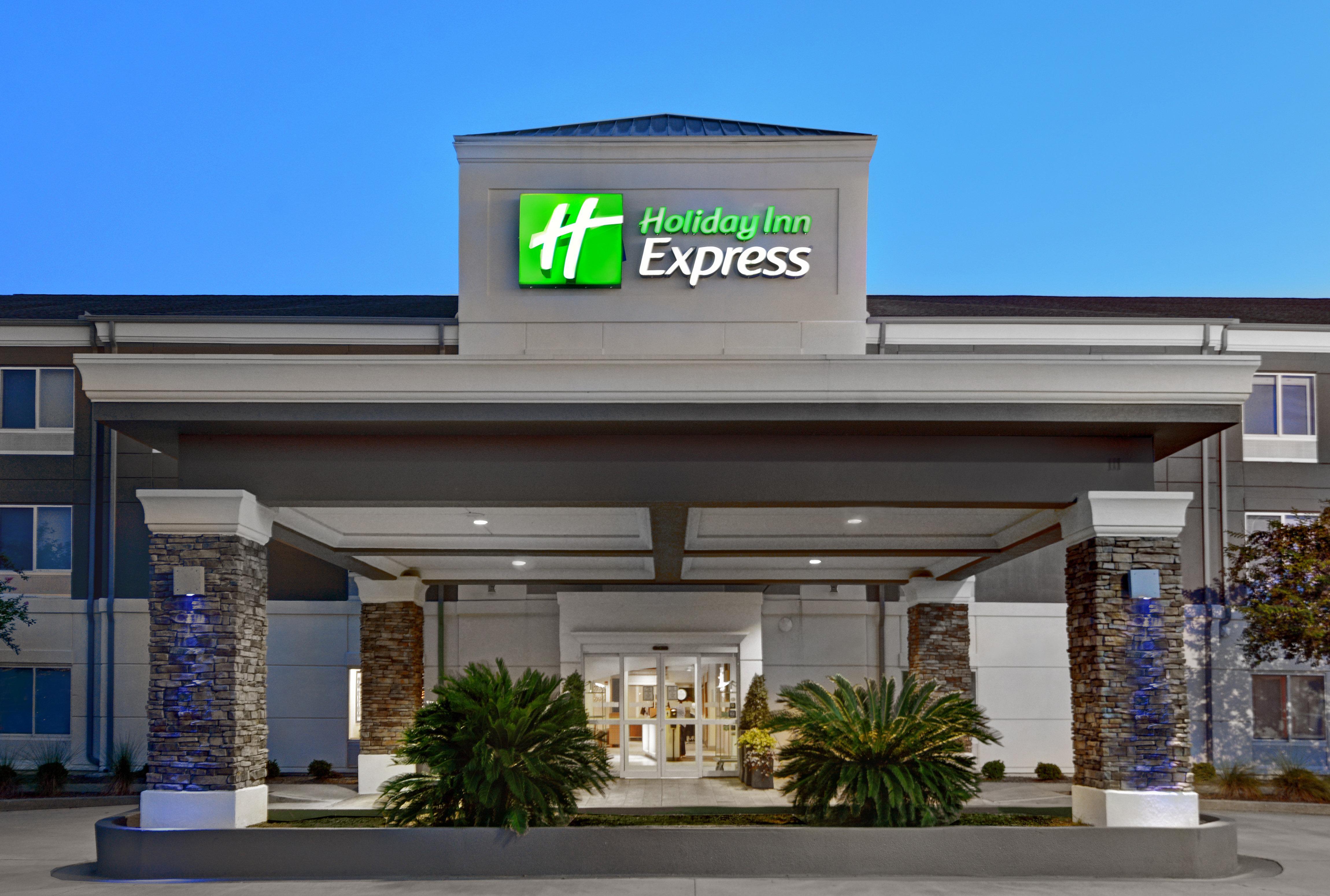 Holiday Inn Express Atmore By Ihg Exterior foto